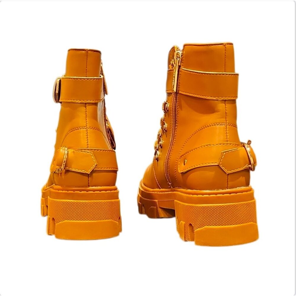 Chunky Tan Combat Boots With Buckles & Zipper Design For Women - Picture 5 of 9